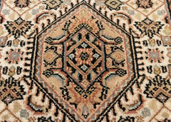 Oriental Agra Hand-Knotted Wool Hallway Indian Runner Rug - 80 x 210 CM