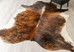 Medium White Spine Belly Brindle Cowhide Rug (Size: 230 X 200 CM) CHR2319