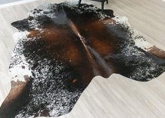 Salt Pepper Tri-Color Cowhide Rug (Size: 260 X 230 CM) CHR2304