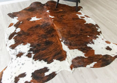 Exotic Tricolor Cowhide Rug (Size: 220 X 200 CM) CHR2005