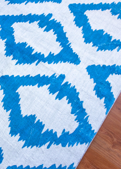 Blue And White Modern Style Area Rug