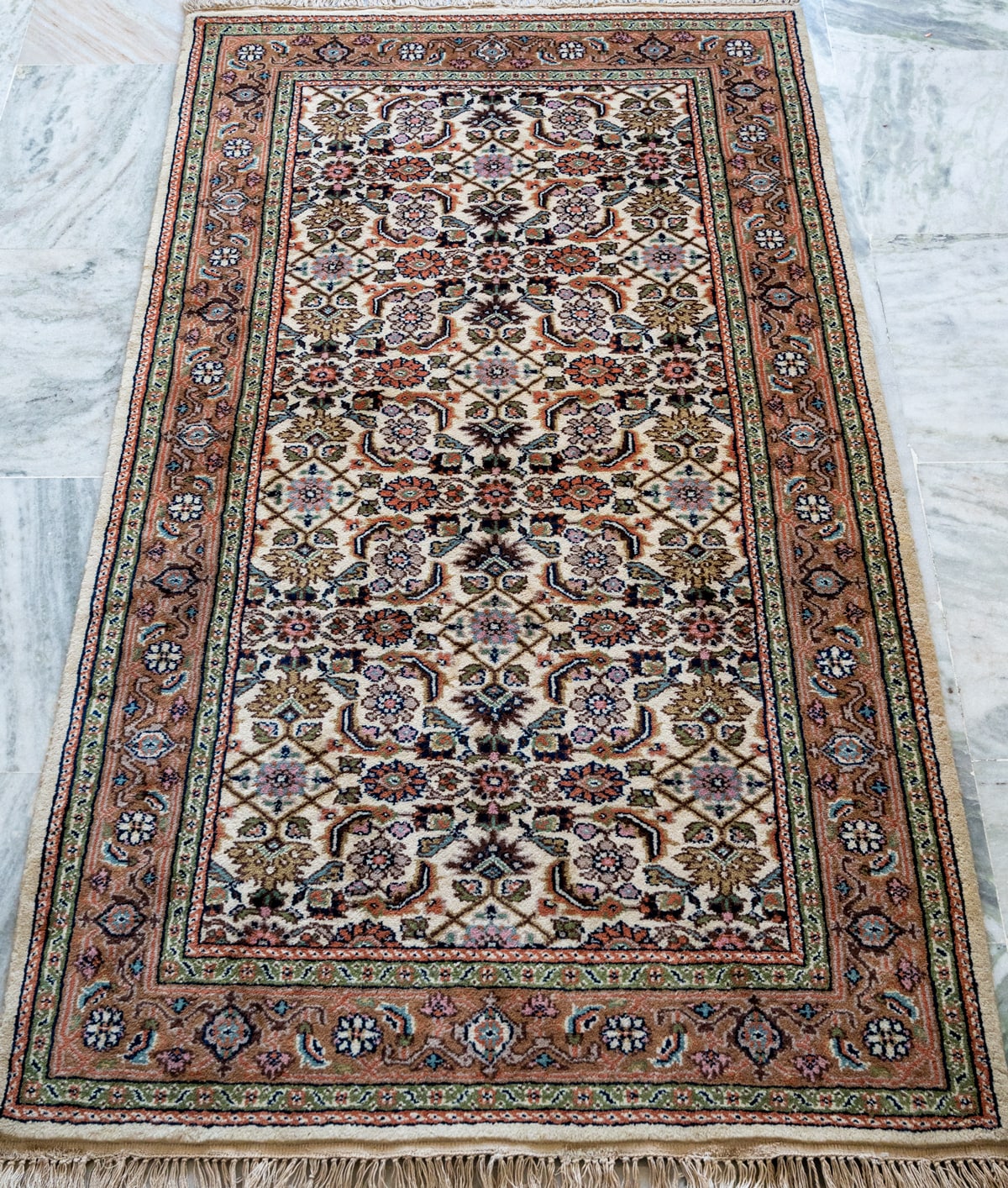 Oriental Agra Hand-Knotted Wool Small Hallway Runner Rug