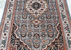 Oriental Agra Hand-Knotted Wool Small Hallway Runner Rug
