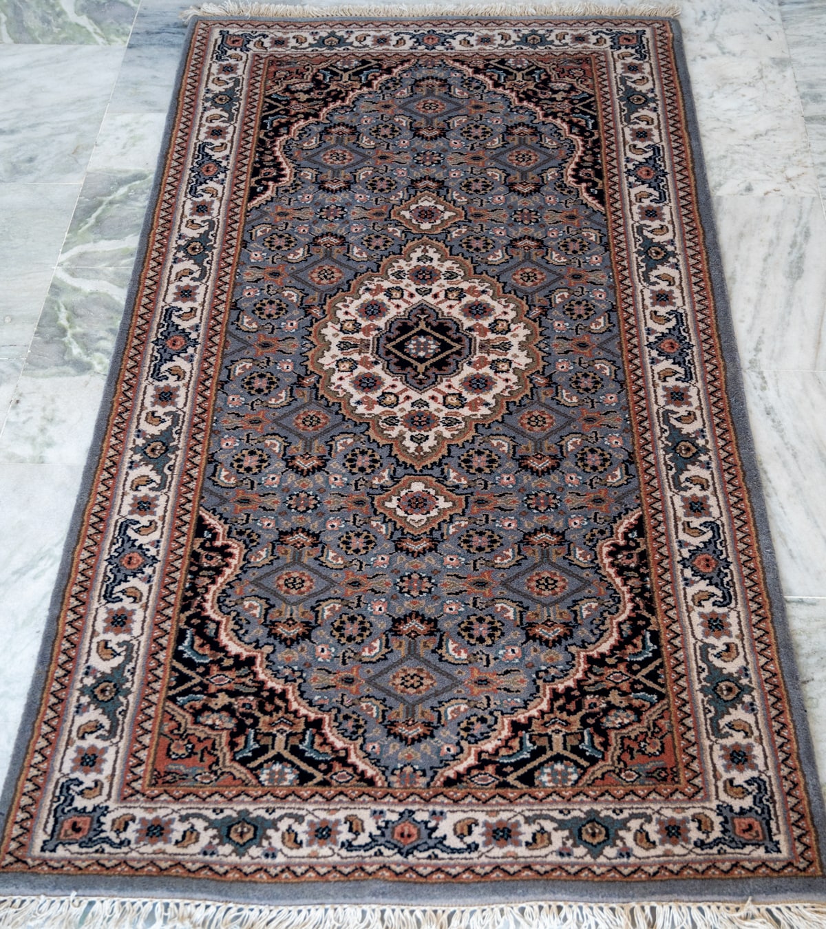 Oriental Agra Hand-Knotted Wool Small Hallway Runner Rug