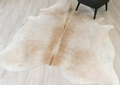 Beige And White Cowhide Rug (Size: 240 X 190 CM) CHR2357