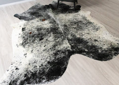 Salt Pepper Black & White Cowhide Rug (Size: 270 X 230 CM) CHR2426