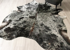 Salt Pepper Black & White Cowhide Rug (Size: 240 X 220 CM) CHR2427