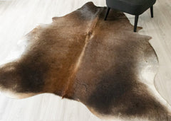 (Rare) Gris Tan Cowhide Rug (Size: 220 x 200 CM) CHR2353