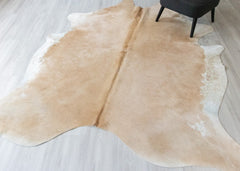 (Rare) Palomino Cowhide Rug (Size: 250 X 220 CM) CHR2390