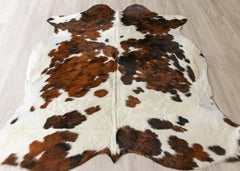 Exotic Tricolor Cowhide Rug (Size: 190 X 180 CM)