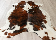 Exotic Tricolor Cowhide Rug (Size: 210 X 200 CM)