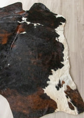 Exotic Tricolor Cowhide Rug (Size: 210 X 210 CM)