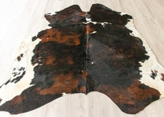 Exotic Tricolor Cowhide Rug (Size: 210 X 210 CM)