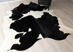 Black And White Cowhide Rug (Size: 260 x 220 CM)