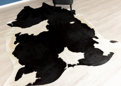 Black And White Cowhide Rug (Size: 270 x 220 CM)