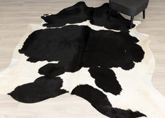 Black And White Cowhide Rug (Size: 270 x 220 CM)