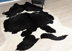 Black And White Cowhide Rug (Size: 270 x 220 CM)