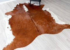 Hereford Brown And White Cowhide Rug (Size: 240 x 220 CM)