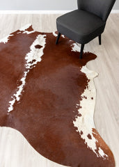 Hereford Brown And White Cowhide Rug (Size: 220 x 220 CM)