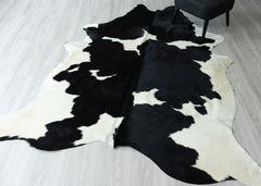 Black And White Cowhide Rug (Size: 250 x 210 CM)
