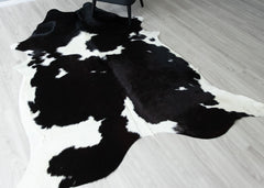 Black And White Cowhide Rug (Size: 250 x 200 CM)