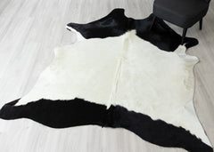 Black And White Cowhide Rug (Size: 220 x 180 CM)