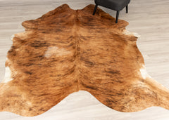 Medium Brindle Cowhide Rug (Size: 250 X 220 CM)