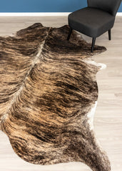 Medium Brindle Cowhide Rug (Size: 250 X 210 CM)