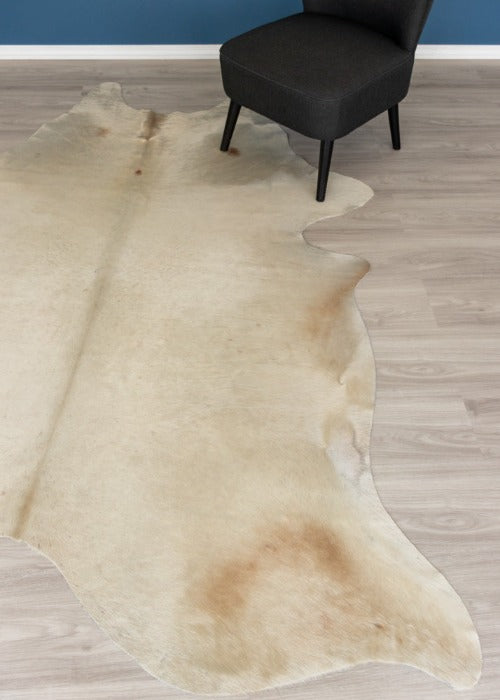 Champagne Cowhide Rug (Size: 250 X 210 CM)