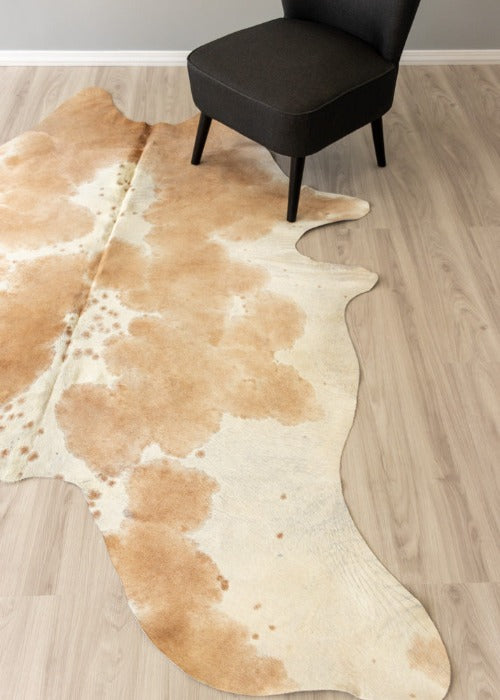 Beige And White Cowhide Rug (Size: 230 X 200 CM)