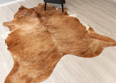 Medium Brindle Cowhide Rug (Size: 230 X 210 CM)