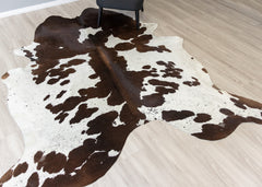 Chocolate Tan Cowhide Rug (Size: 230 X 210 CM)