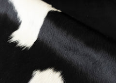 Black And White Cowhide Rug (Size: 270 X 210 CM)