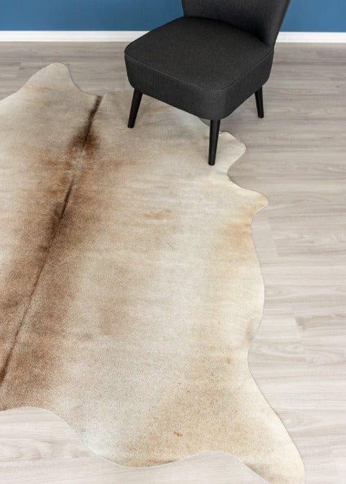 Beige And White Cowhide Rug (Size: 220 X 180 CM)