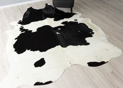 Black And White Cowhide Rug (Size: 270 X 210 CM)