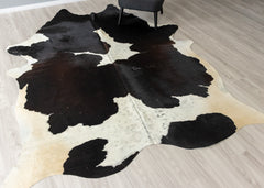 Black And White Cowhide Rug (Size: 270 X 210 CM)