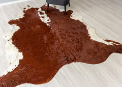 Hereford Brown And White Cowhide Rug (Size: 240 X 210 CM)