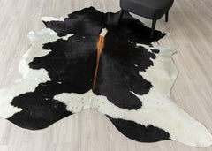 Black And White Cowhide Rug (Size: 220 X 190 CM)