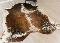 Salt Pepper Tri-Color Cowhide Rug (Size: 230 X 200 CM) CHR1903