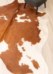 Brown And White Cowhide Rug (Size: 250 X 200 CM) CHR2216