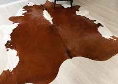 Hereford Brown And White Cowhide Rug (Size: 280 x 240 CM) CHR2532
