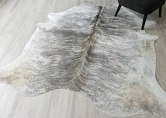 (Rare) Grey Brindle Cowhide Rug (Size: 220 X 200 CM) CHR2545