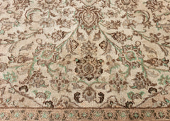 Vintage Isfahan Hand-Knotted Wool Persian Rug (Size: 280 X 400 CM)