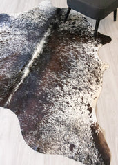 Salt Pepper Tri-Color Cowhide Rug (Size: 220 X 180 CM) CHR2167