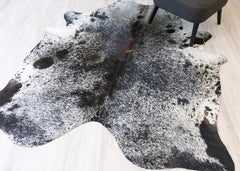 Salt Pepper Black & White Cowhide Rug (Size: 200 X 180 CM) CHR2169