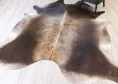 (Rare) Metallic/Rustic Cowhide Rug (Size: 280 X 240 CM) CHR2178