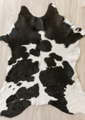 Calfskin - Black/White (Size: 105 X 90 CM)