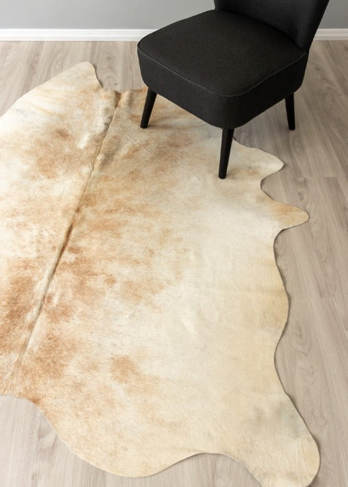 Beige And White Cowhide Rug (Size: 200 X 170 CM)