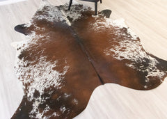 Salt Pepper Tri-Color Cowhide Rug (Size: 250 X 210 CM) CHR2142