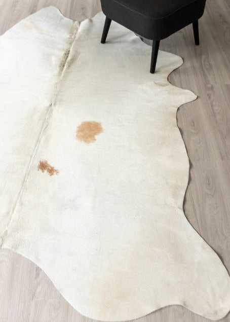 Off White Cowhide Rug White Cowhide Rug | Free Shipping – Rug House NZ